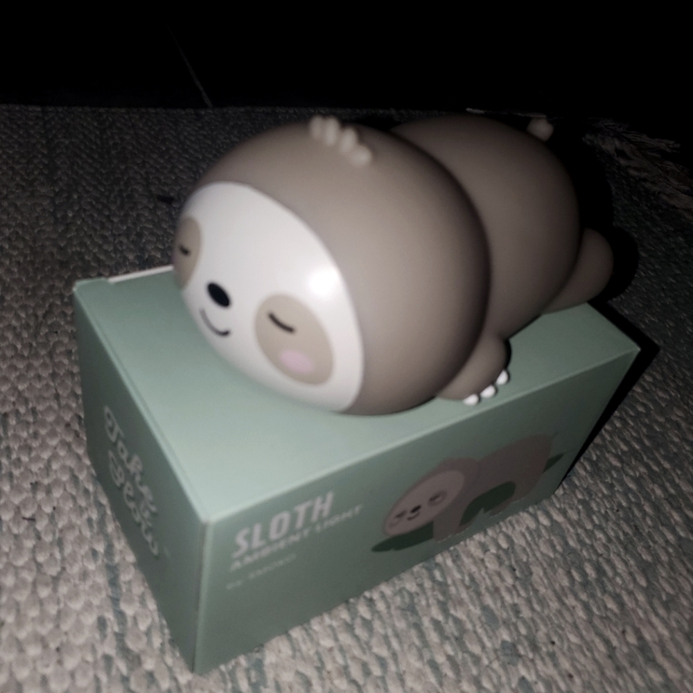 Sloth ambient light